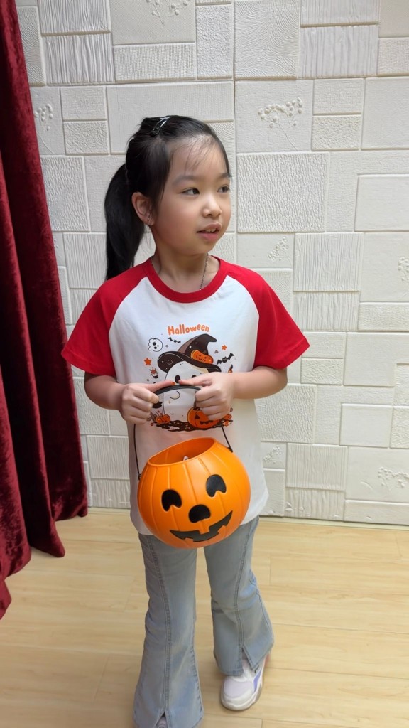 WhatsApp Image 2025-10-31 at 12.22.02 (1)